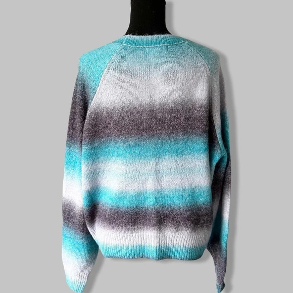 BB DAKOTA by Steve Madden  Ladies Ombre Wool Sweater - Picture 4 of 16